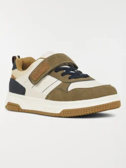 Baskets basses garçon beige (31-36)