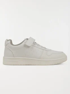 Baskets coloris blanc garçon (31-39)
