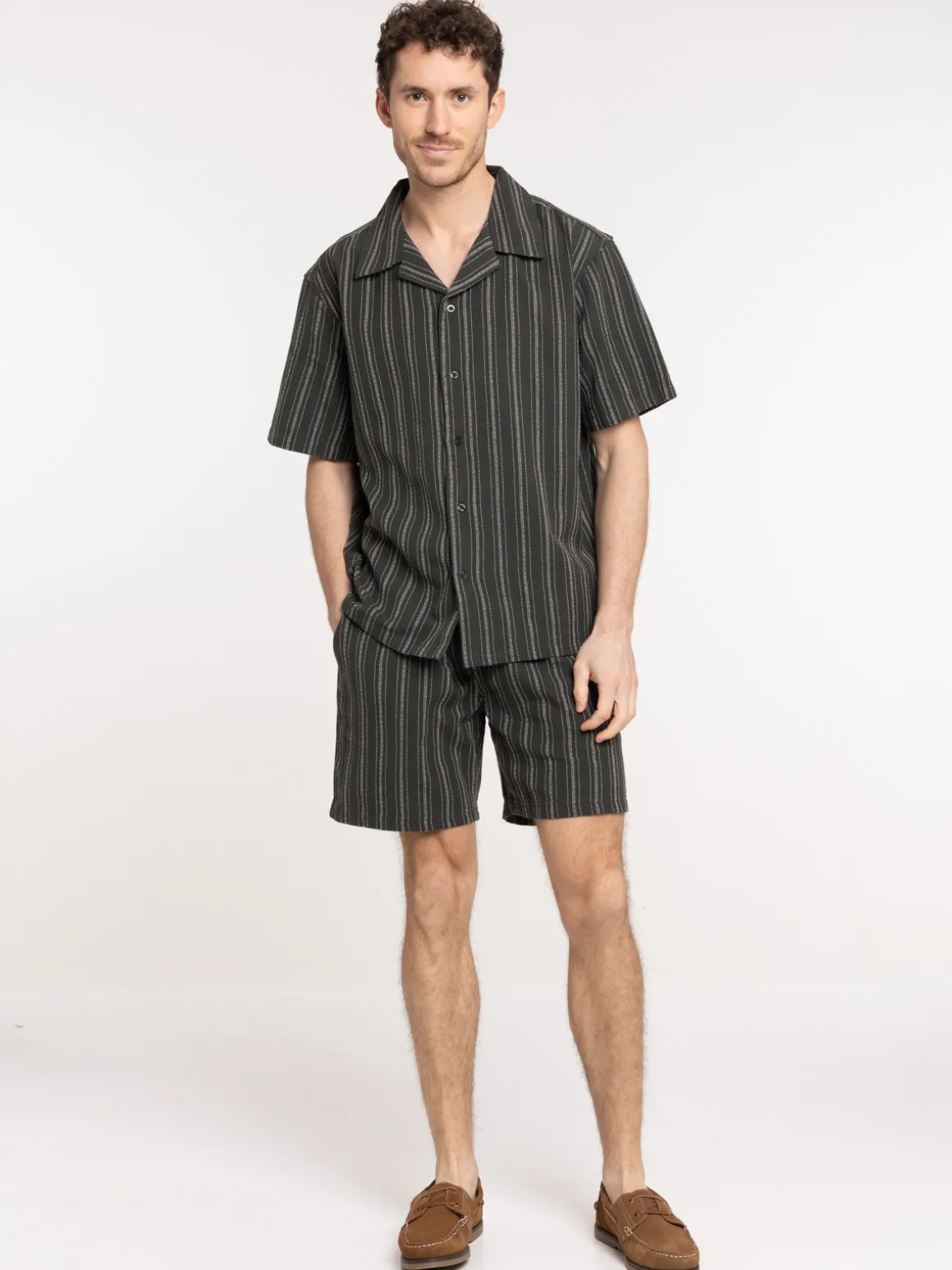 Bermuda rayé homme