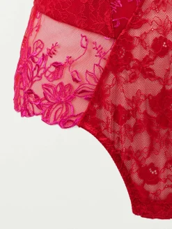 Body dentelle rouge kiss femme (85A-95D)