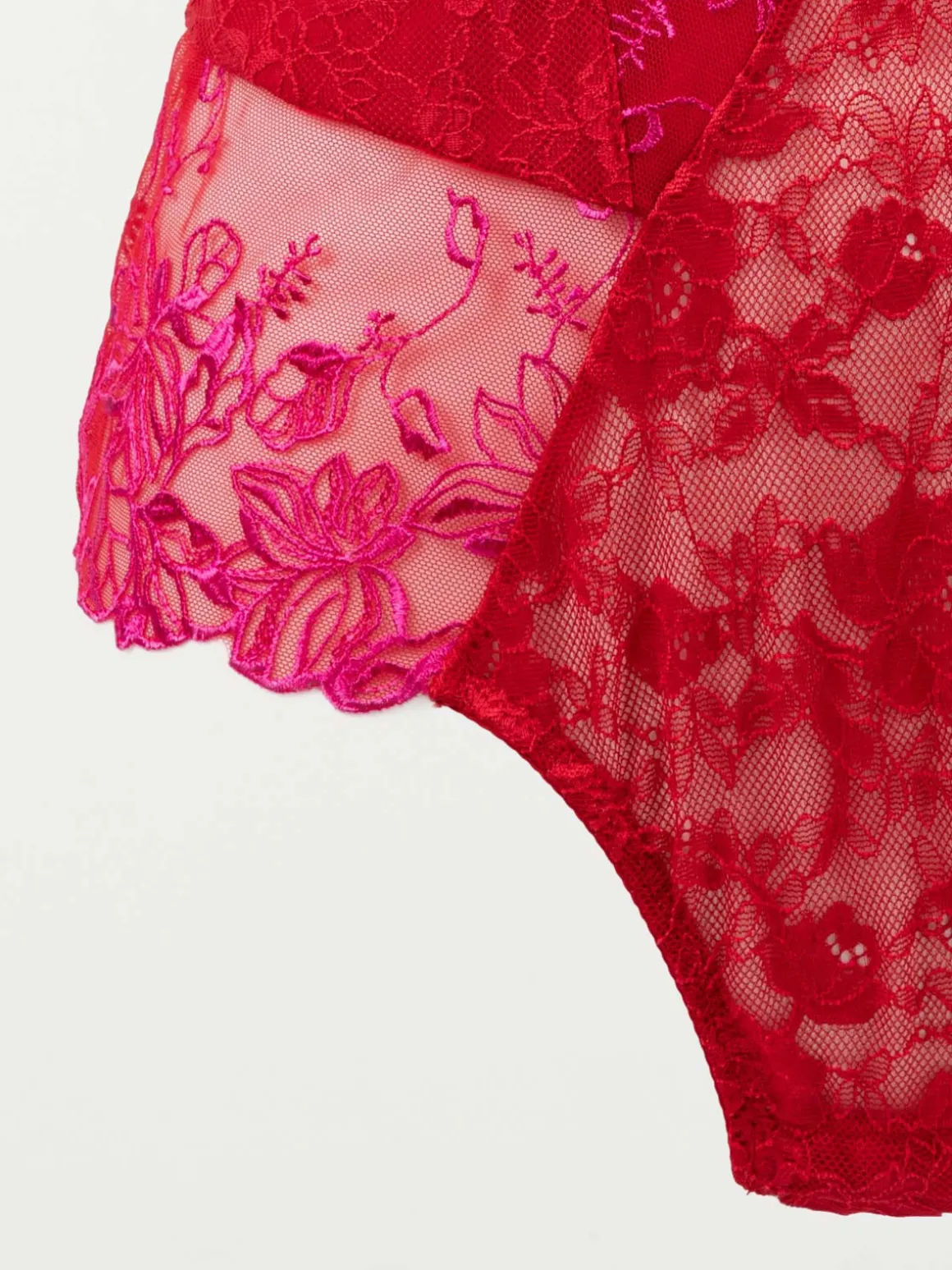 Body dentelle rouge kiss femme (85A-95D)