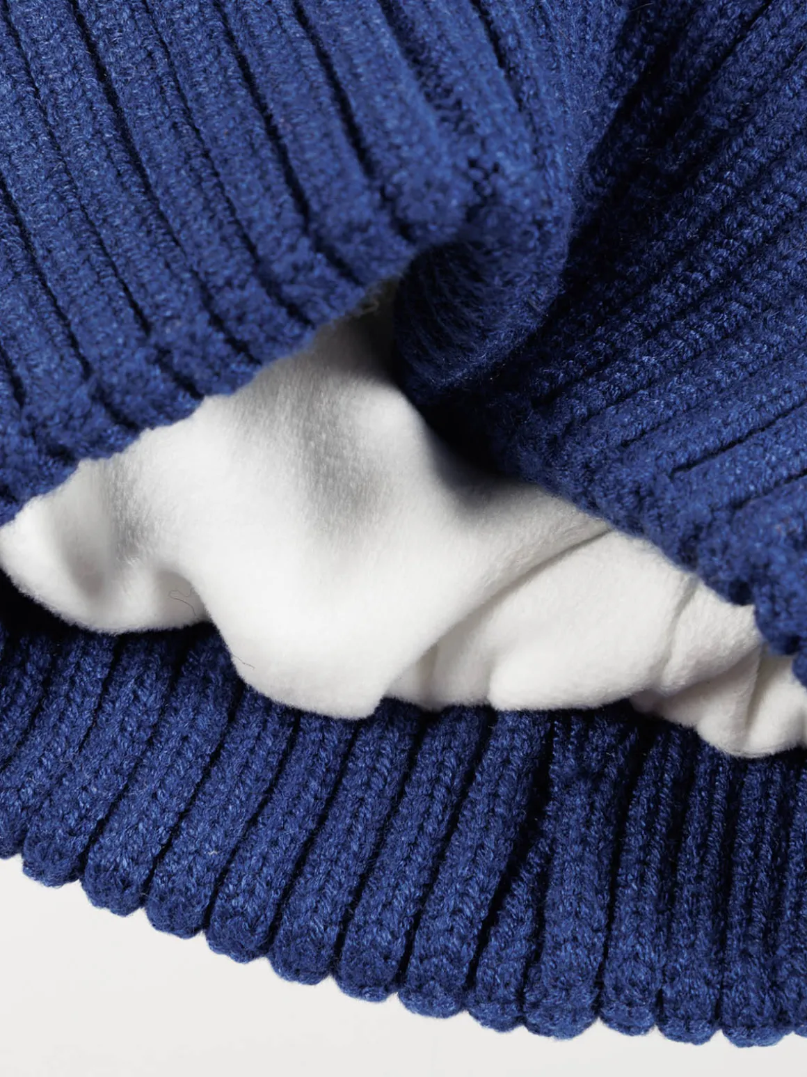Bonnet tricolore pompon garçon