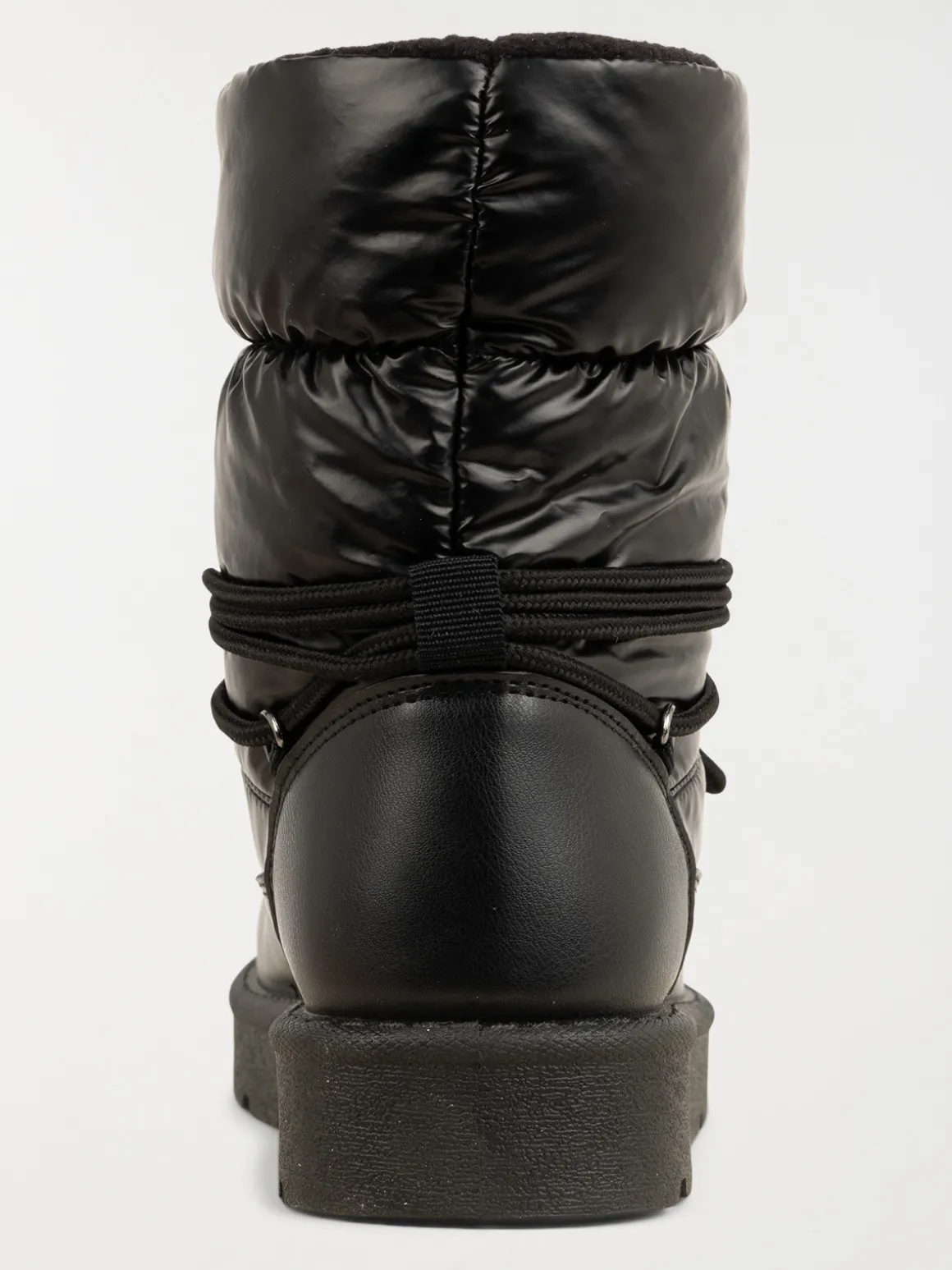 Boots lacets noires femme (36-41)