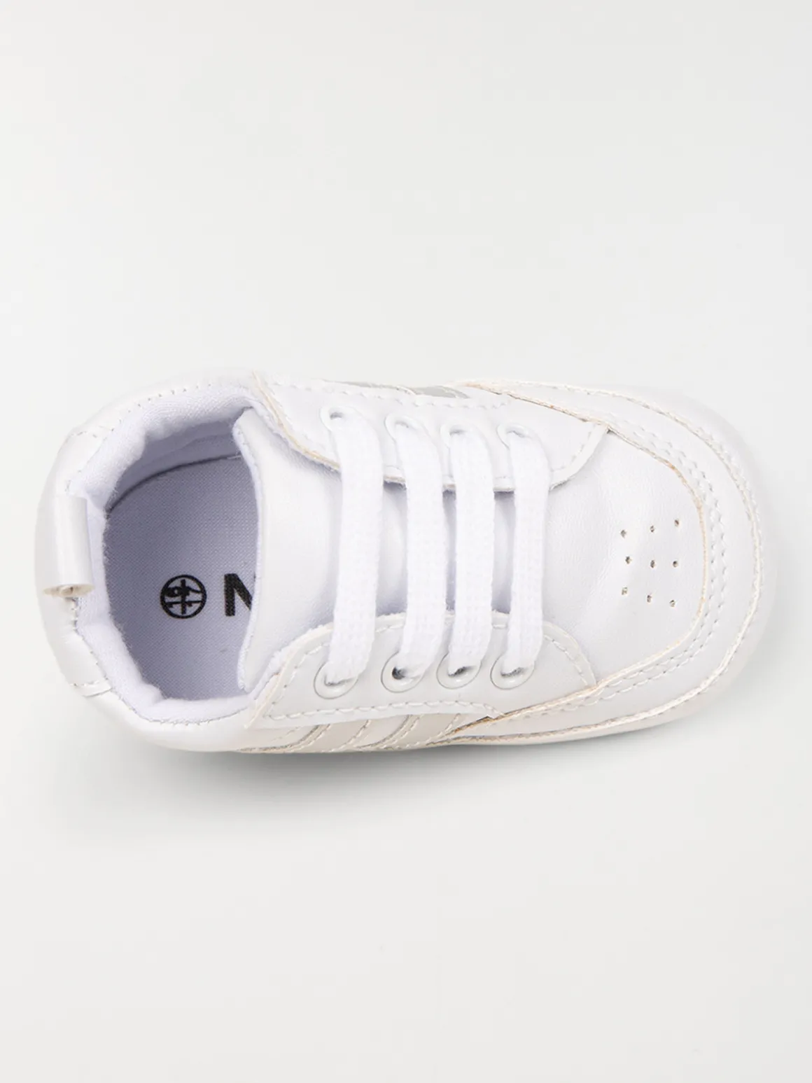 Bottons blancs bébé (16-20)