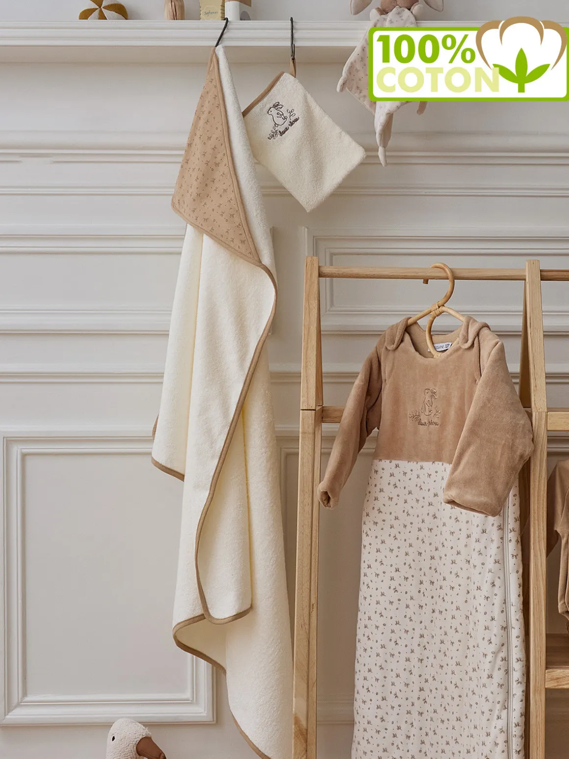 Cape de bain et gant lapin bébé