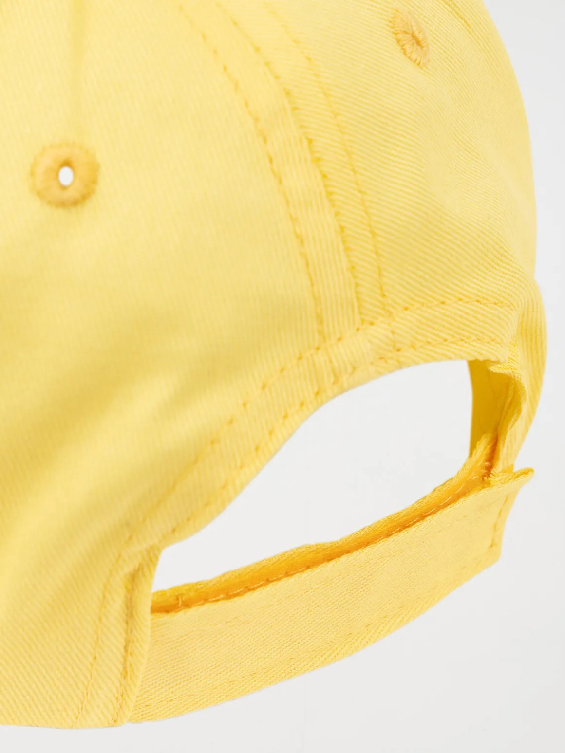 Casquette jaune clair coeur rose fille