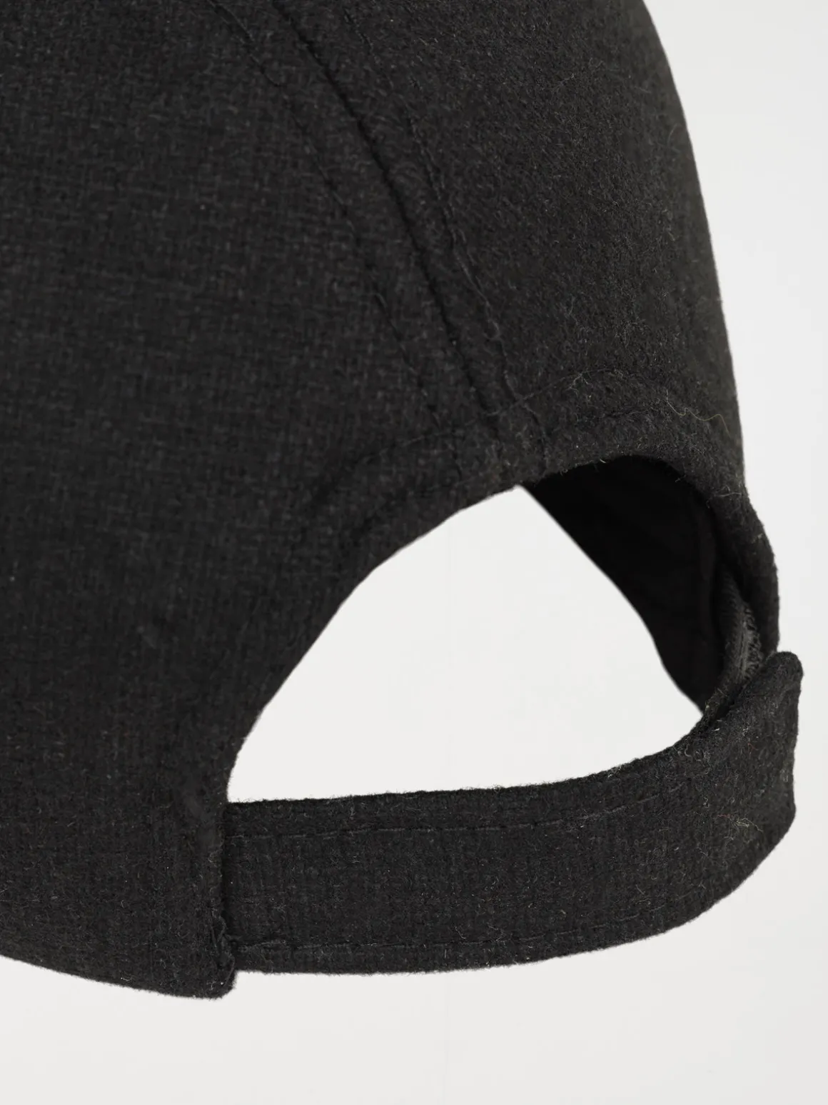Casquette noire flanelle homme
