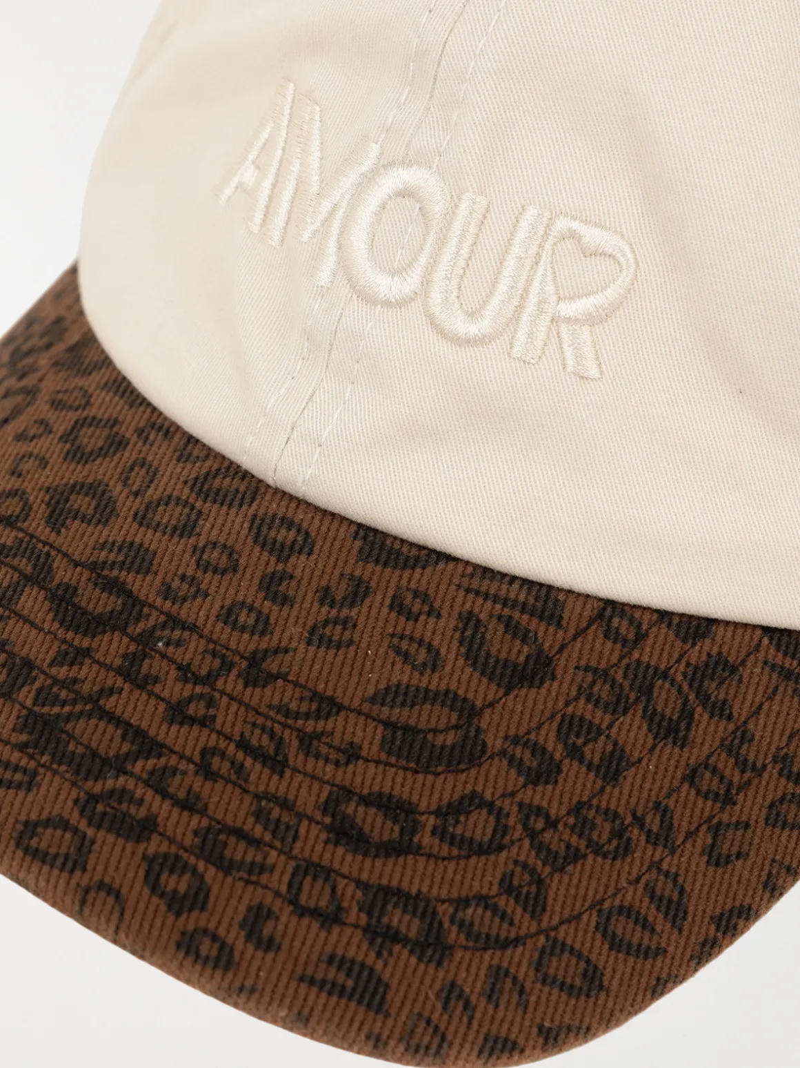 Casquette visière léopard femme