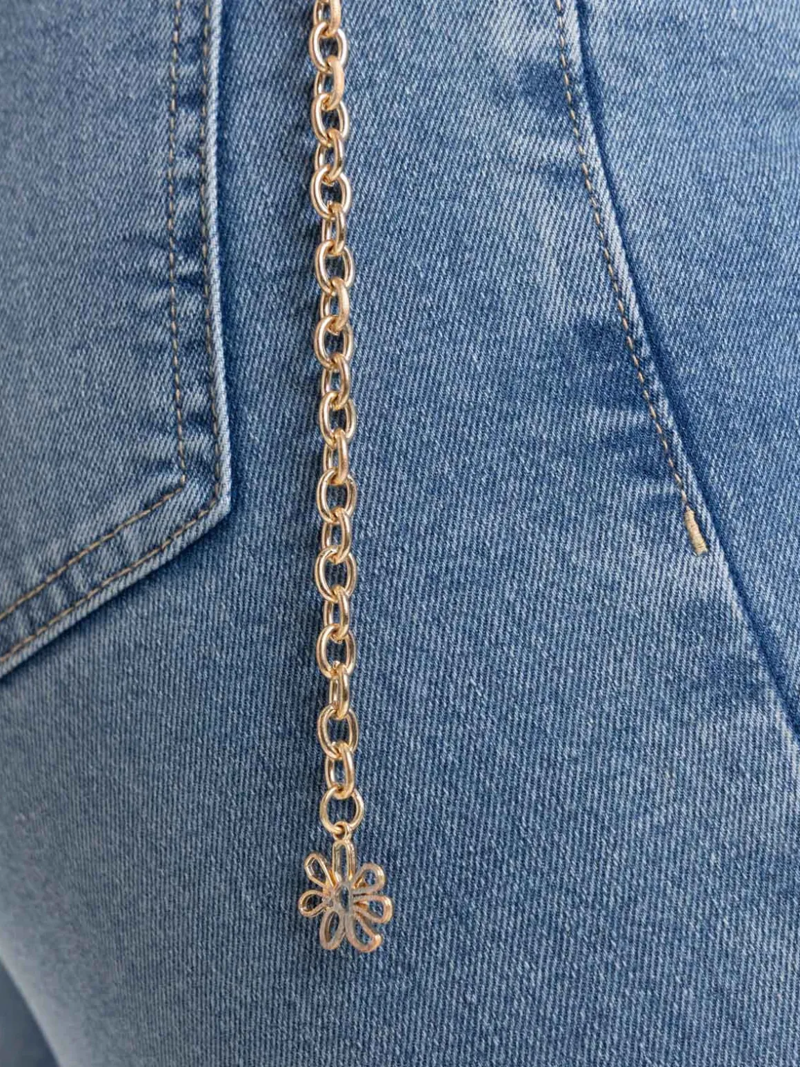 Ceinture motif fleur métal doré femme