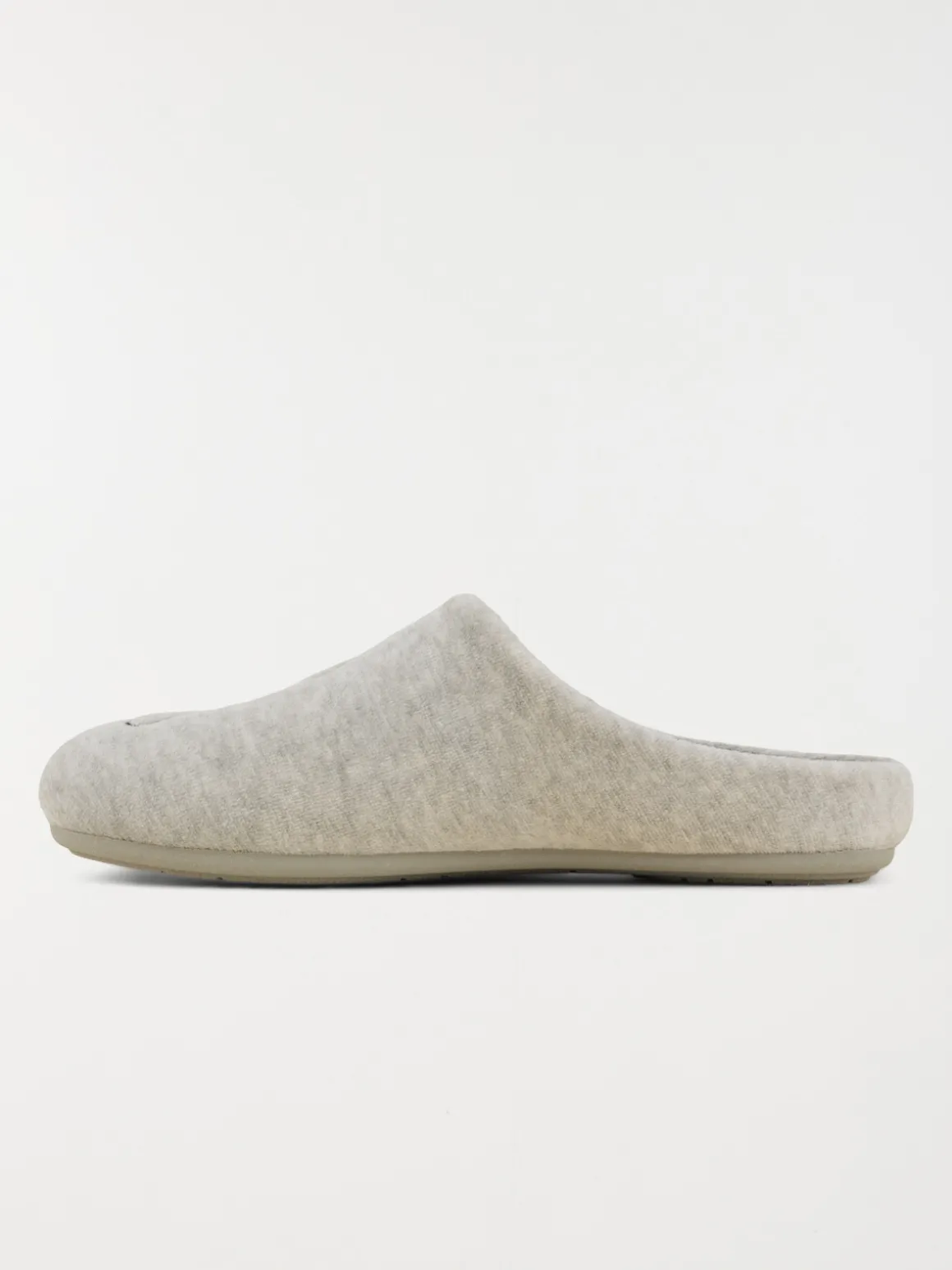 Chaussons chat brodé femme (36-41)