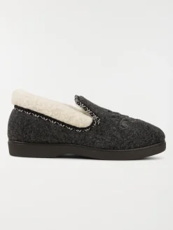 Chaussons gris brodé femme (36-41)