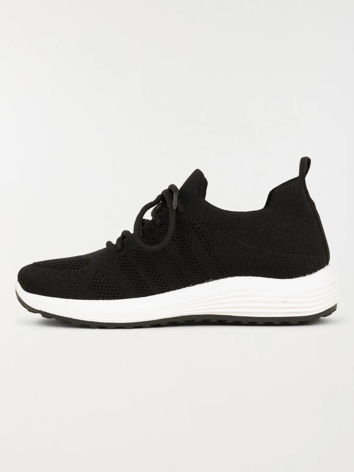 Chaussure de sport femme noire (36-42)