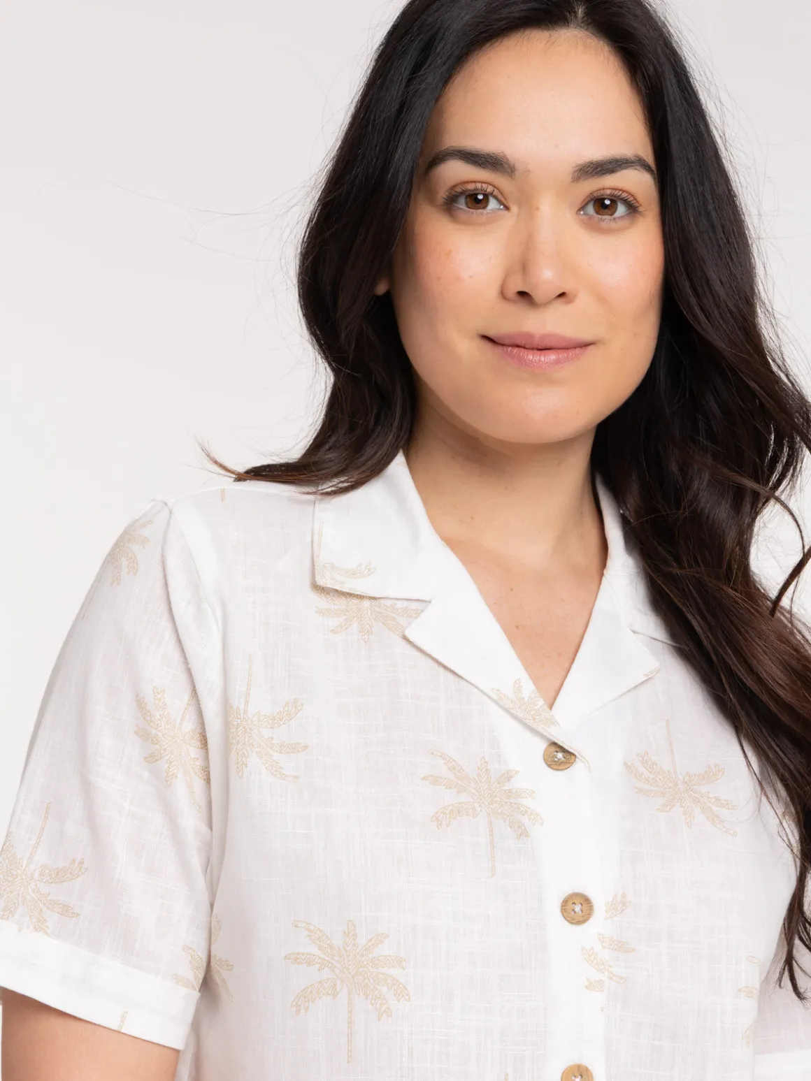 Chemise courte femme motif palmier