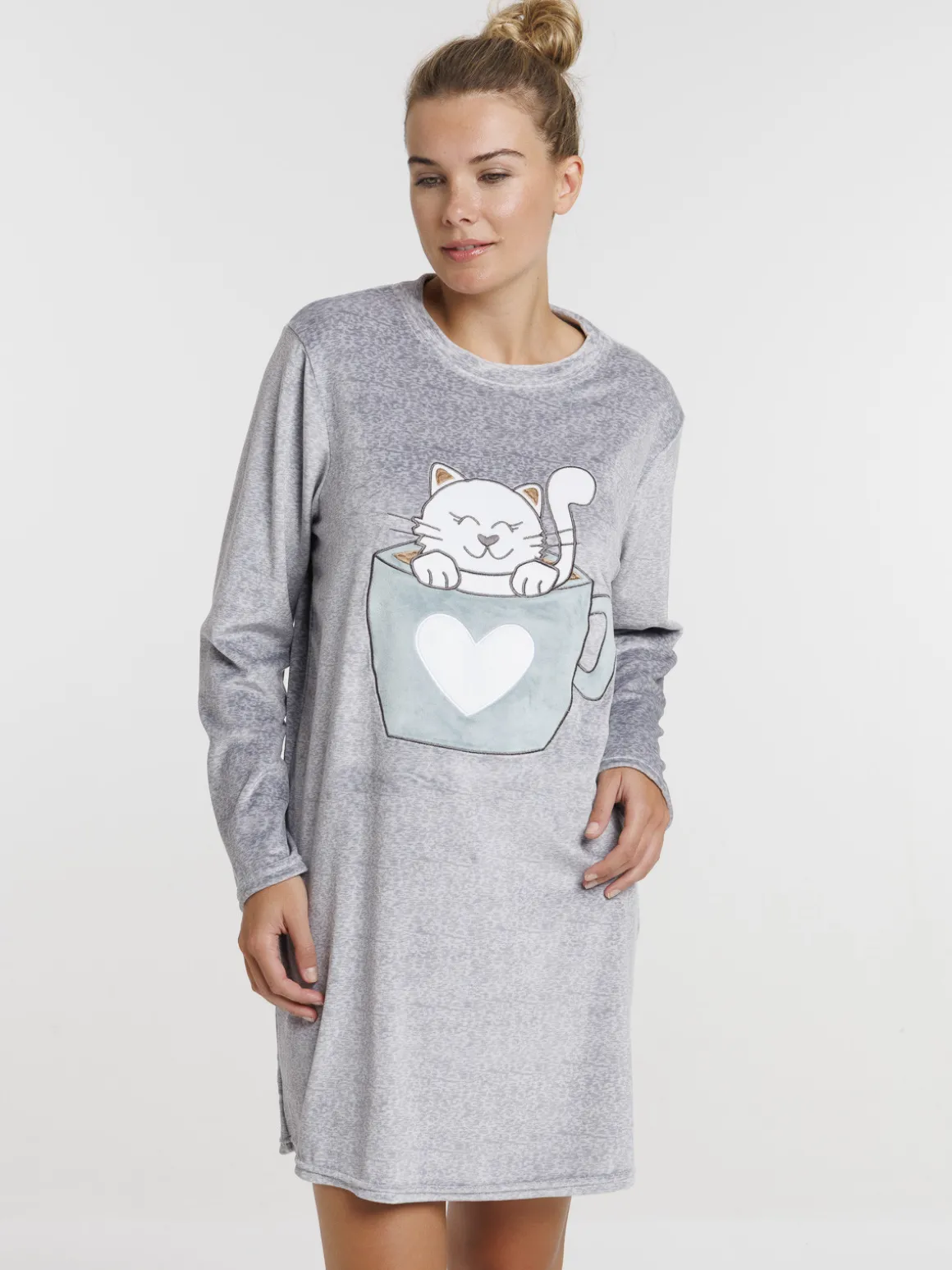Chemise de nuit velours chat femme