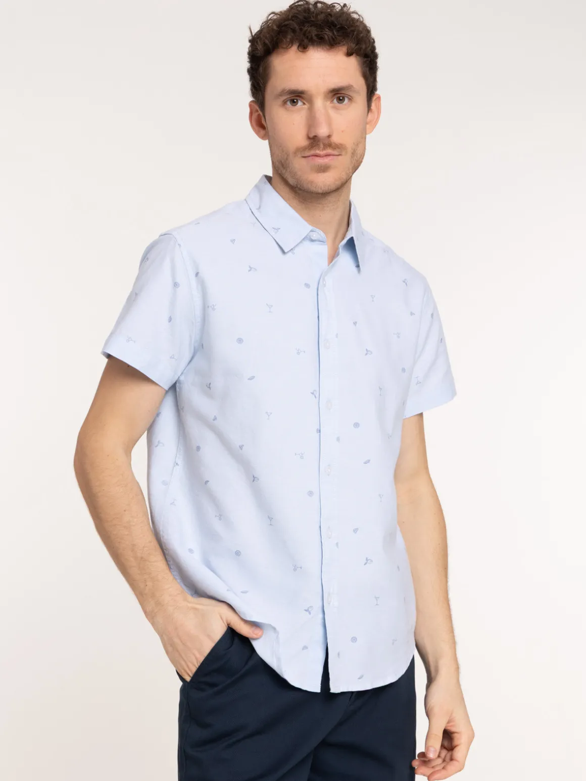 Chemise motif citron et cocktail homme