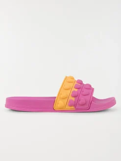 Claquette coeurs en relief fille (31-39)