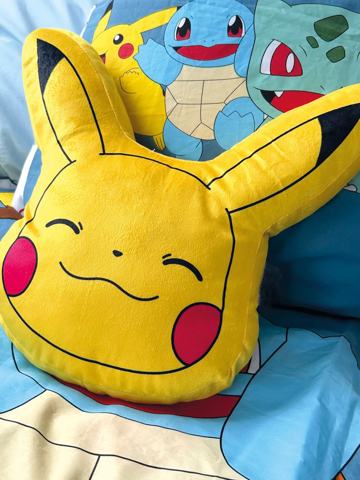 Coussin forme Pikachu