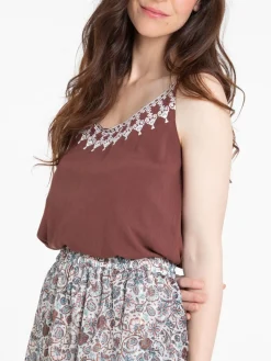 Débardeur bretelles et broderies femme