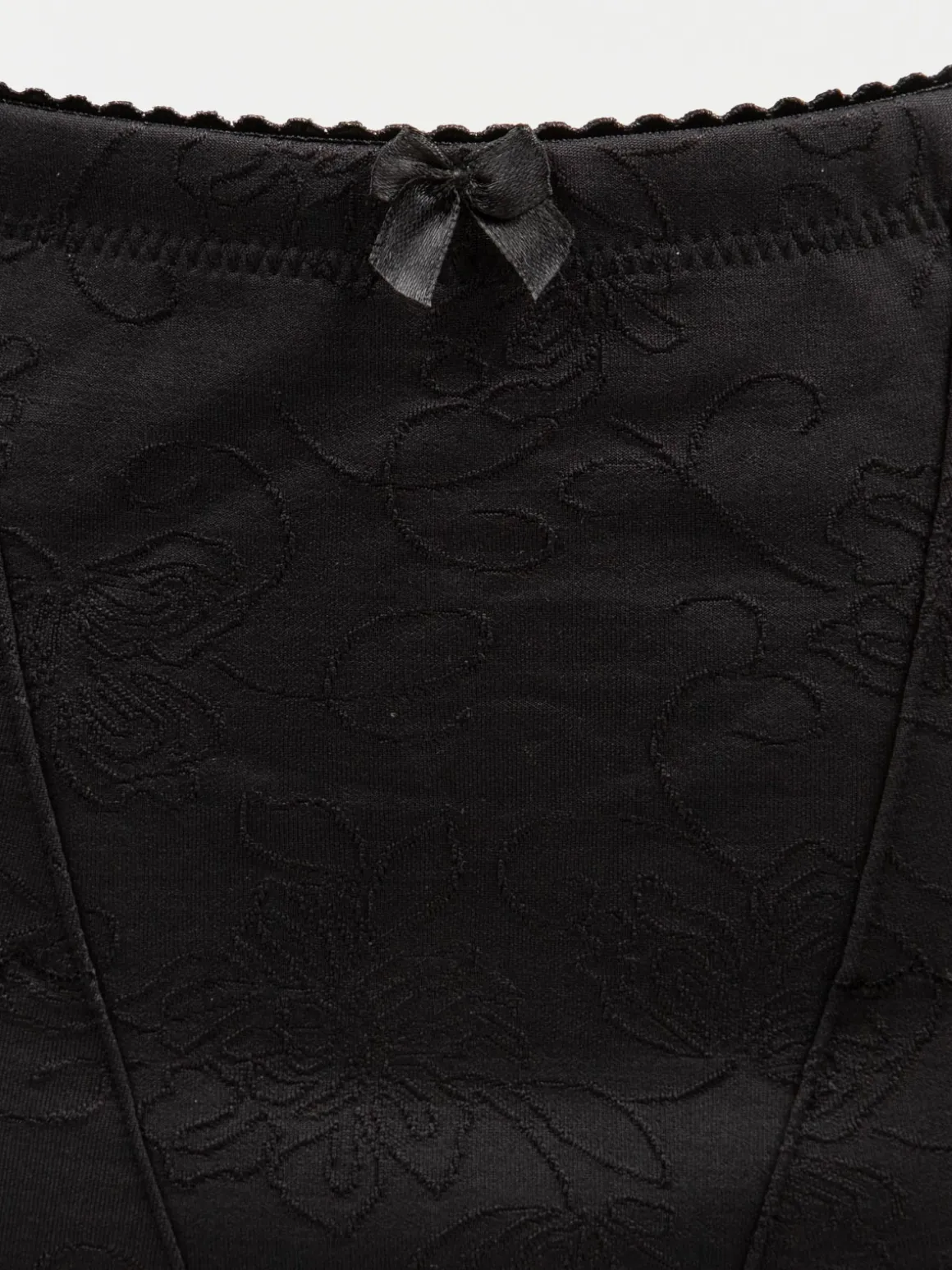 Gaine maintien brodée noire femme