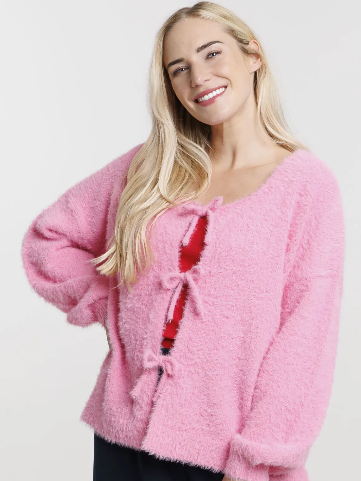 Gilet col rond noeuds femme