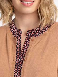 Gilet fin boutonné croissant femme