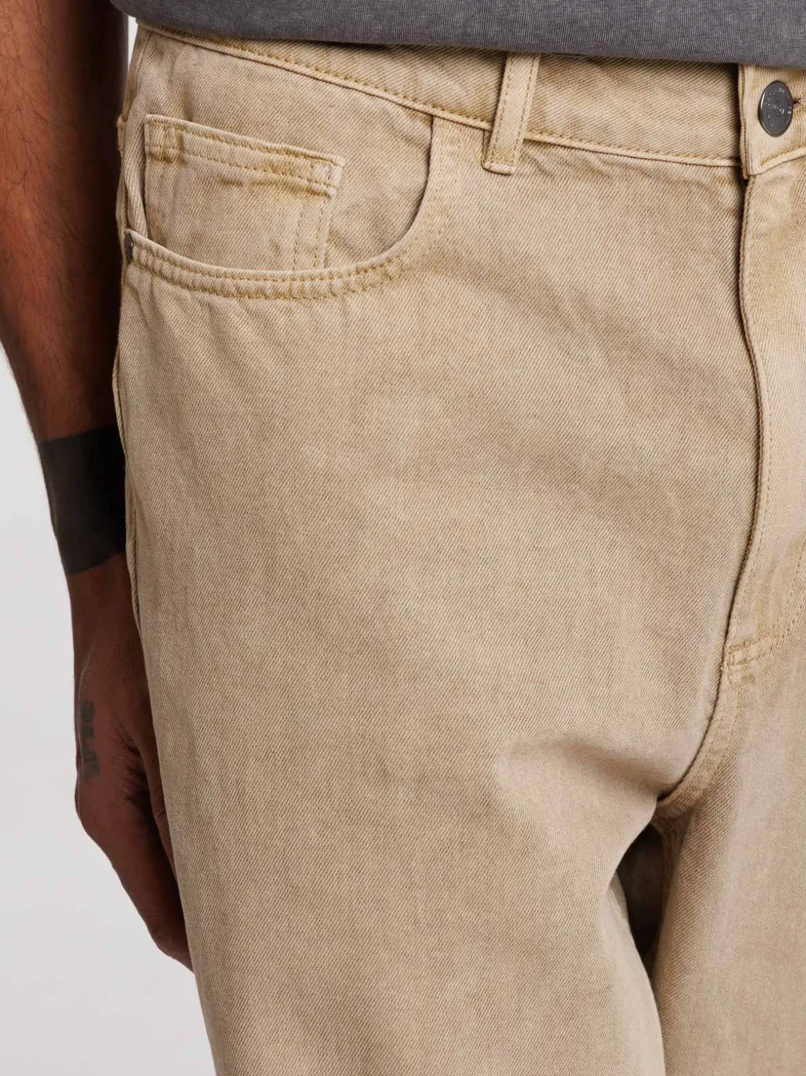 Jean relaxed light camel homme