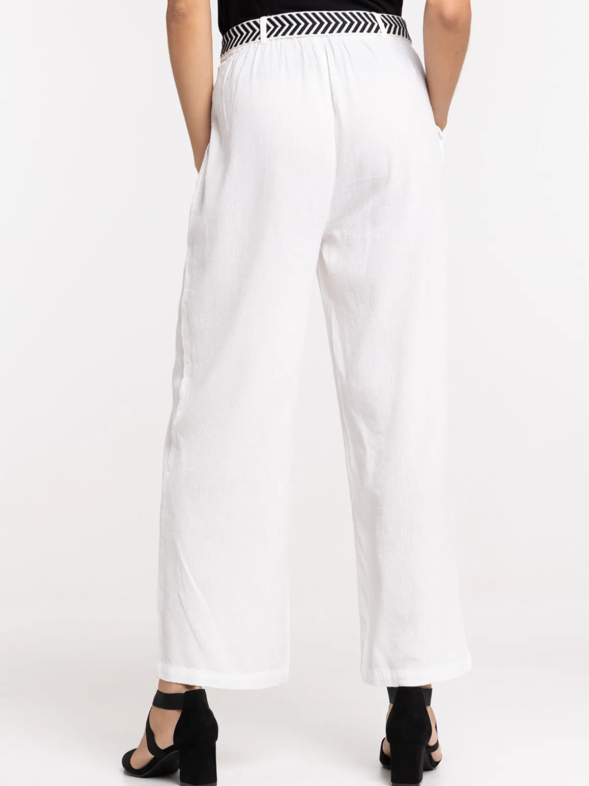 Pantalon avec ceinture ecru femme