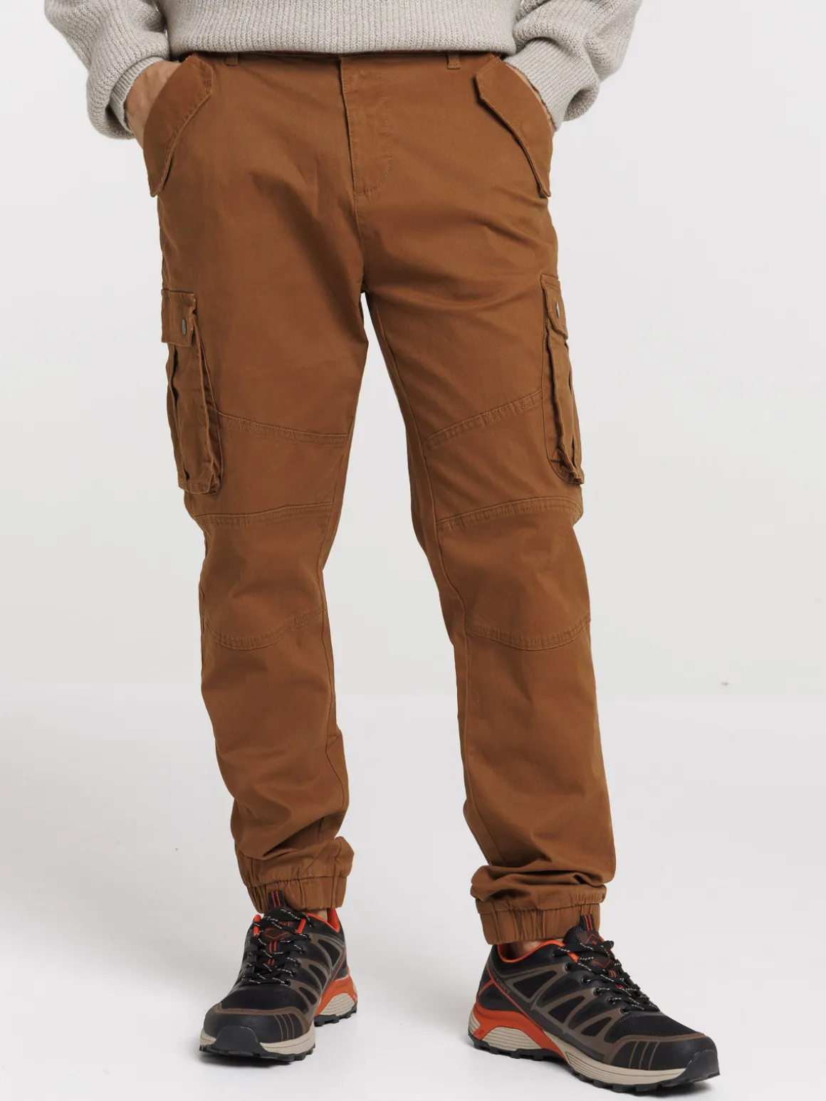 Pantalon cargo coloris expresso homme