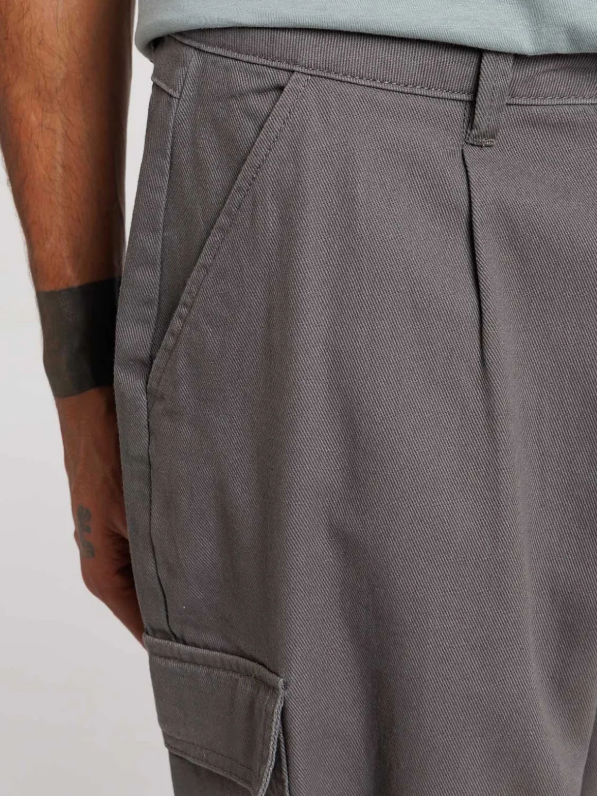 Pantalon cargo coupe large homme
