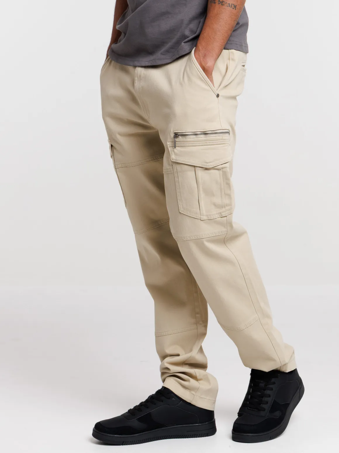 Pantalon cargo multipoches désert homme