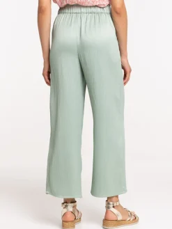 Pantalon effet plissé et satiné femme