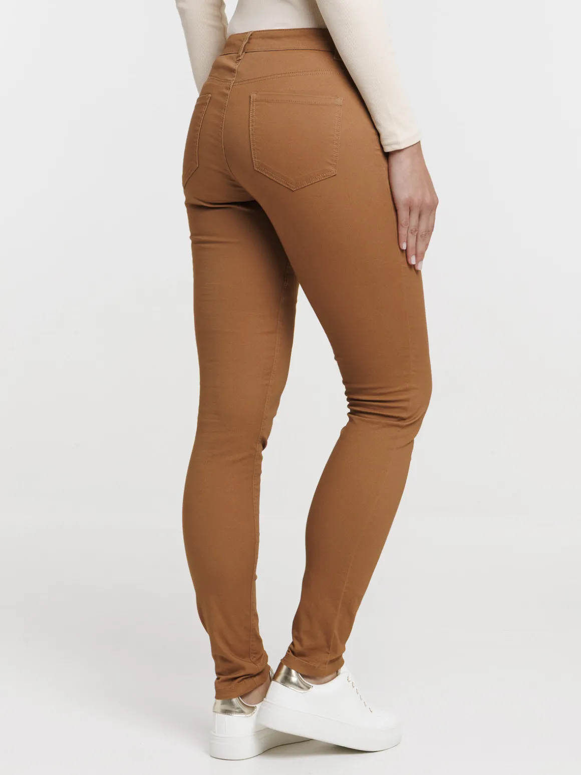 Pantalon skinny camel foncé femme