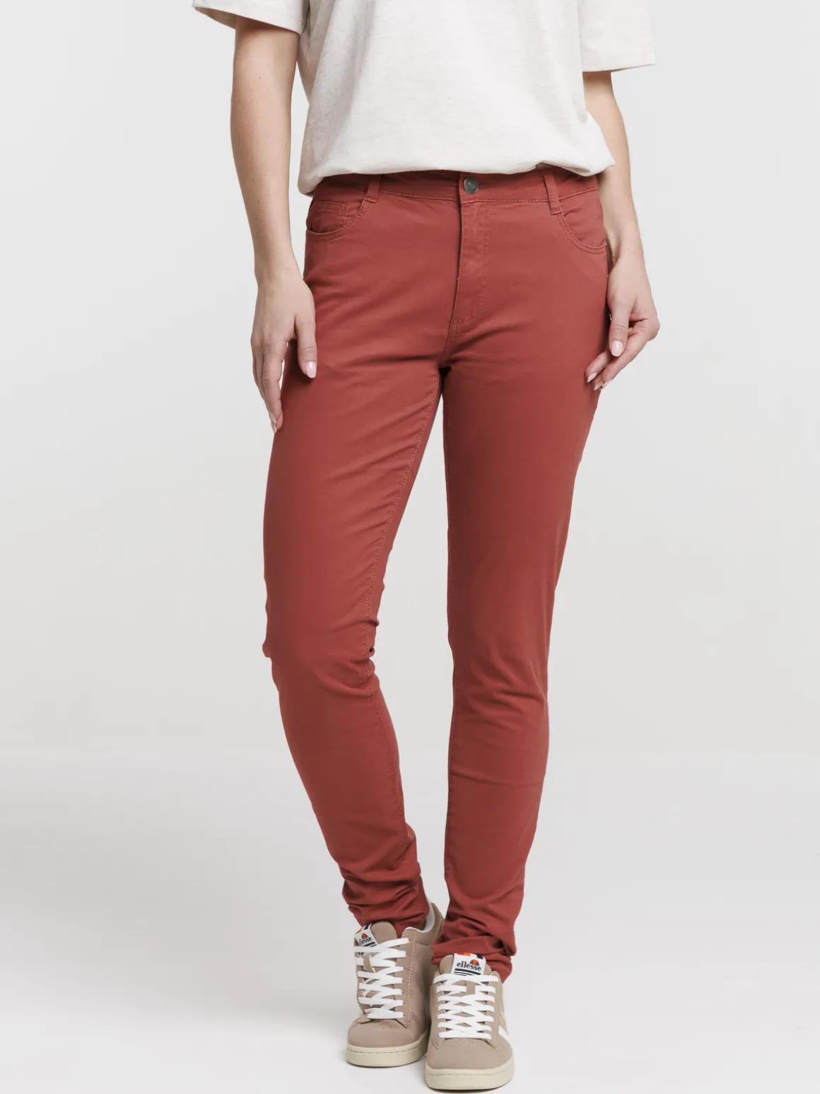 Pantalon skinny coloris marsala femme