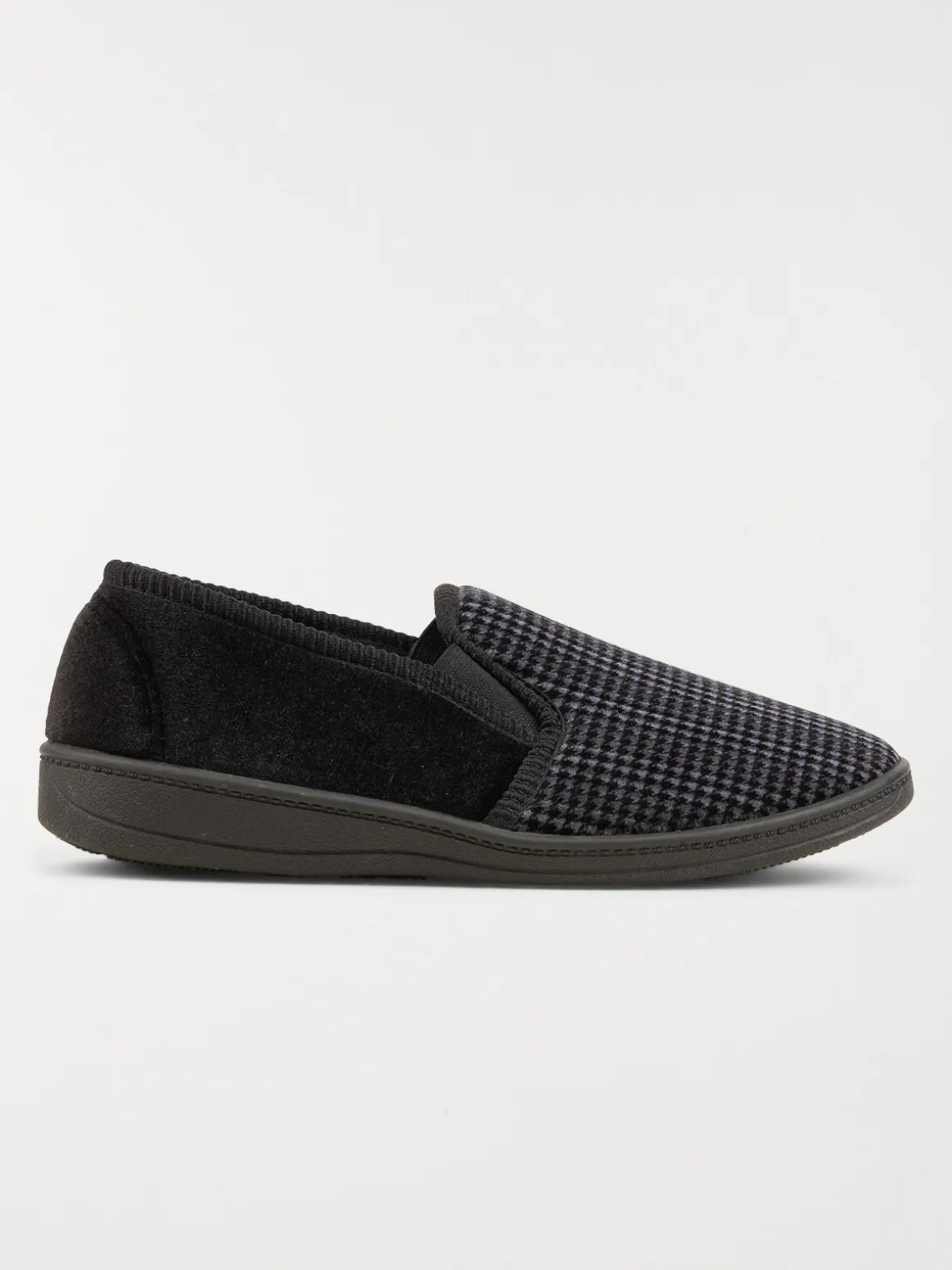 Pantoufle fermée carreaux noir (40-46)