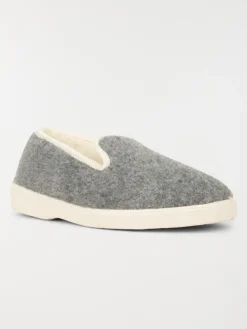 Pantoufle fermée femme gris (36-41)