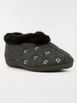 Pantoufle fourrée étoile femme (36-41)