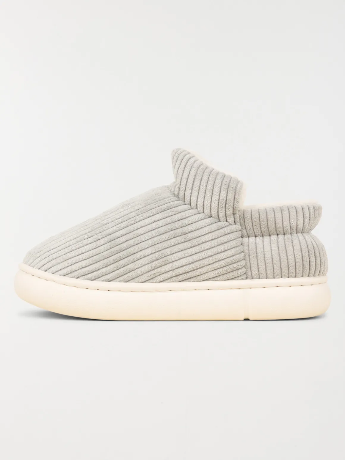 Pantoufles côtelés grises femme (36-41)