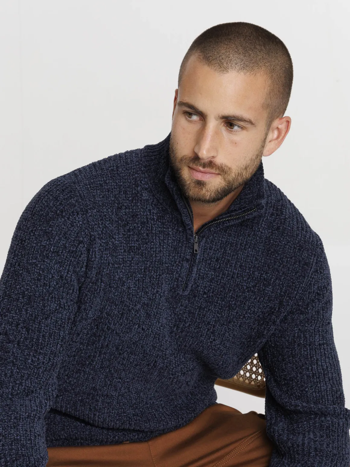 Pull col montant zippé homme