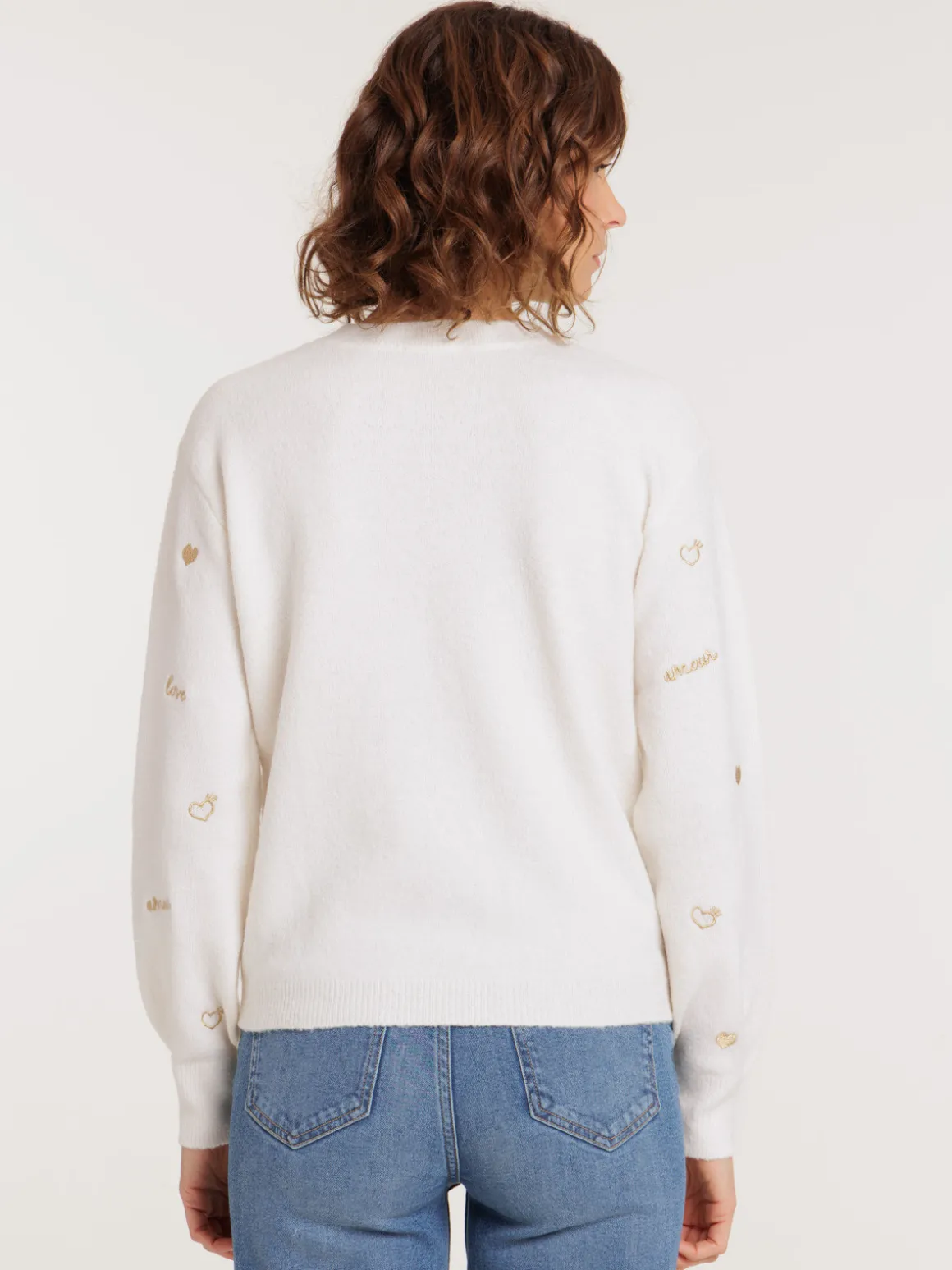 Pull femme coeurs et message brodés