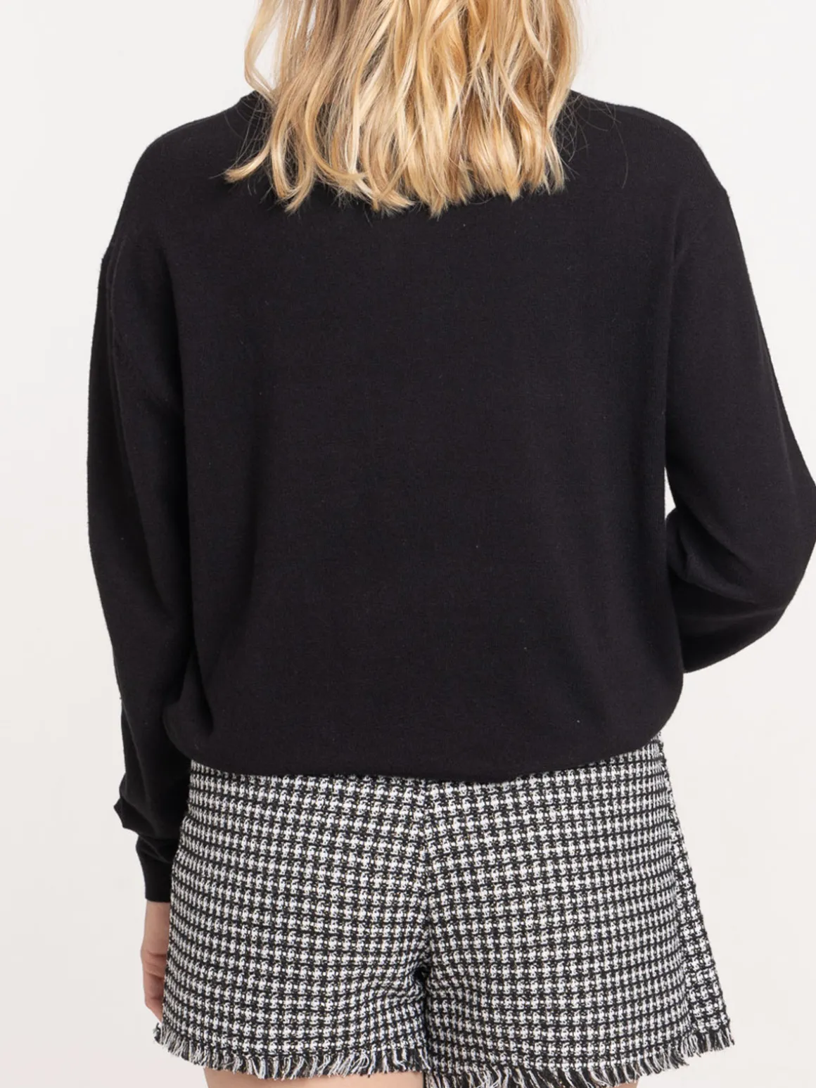 Pull fin col rond coloris noir femme