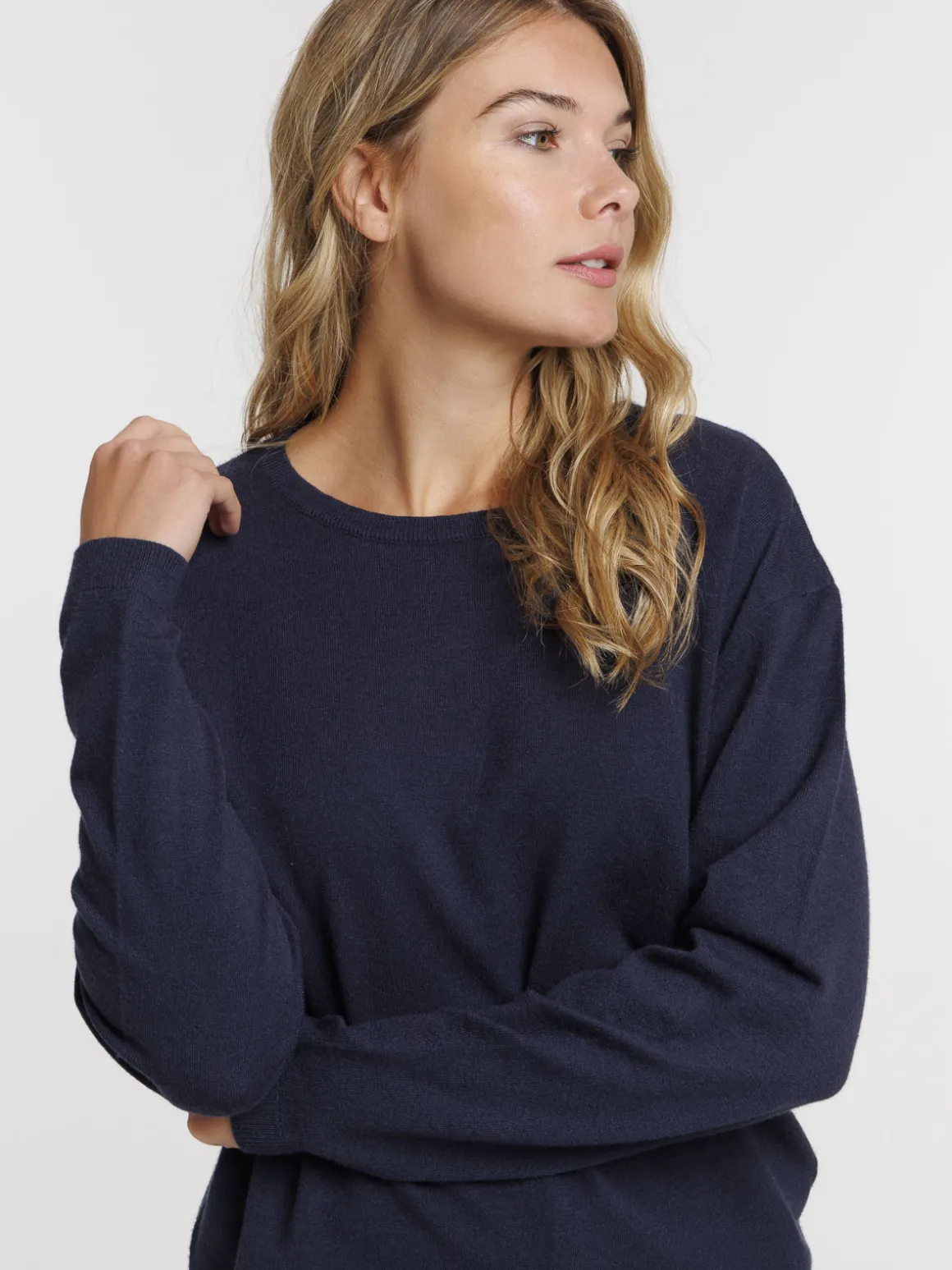Pull fin col rond marine navy femme