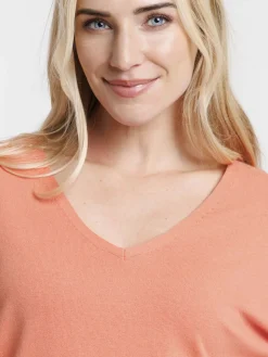 Pull fin col V corail femme
