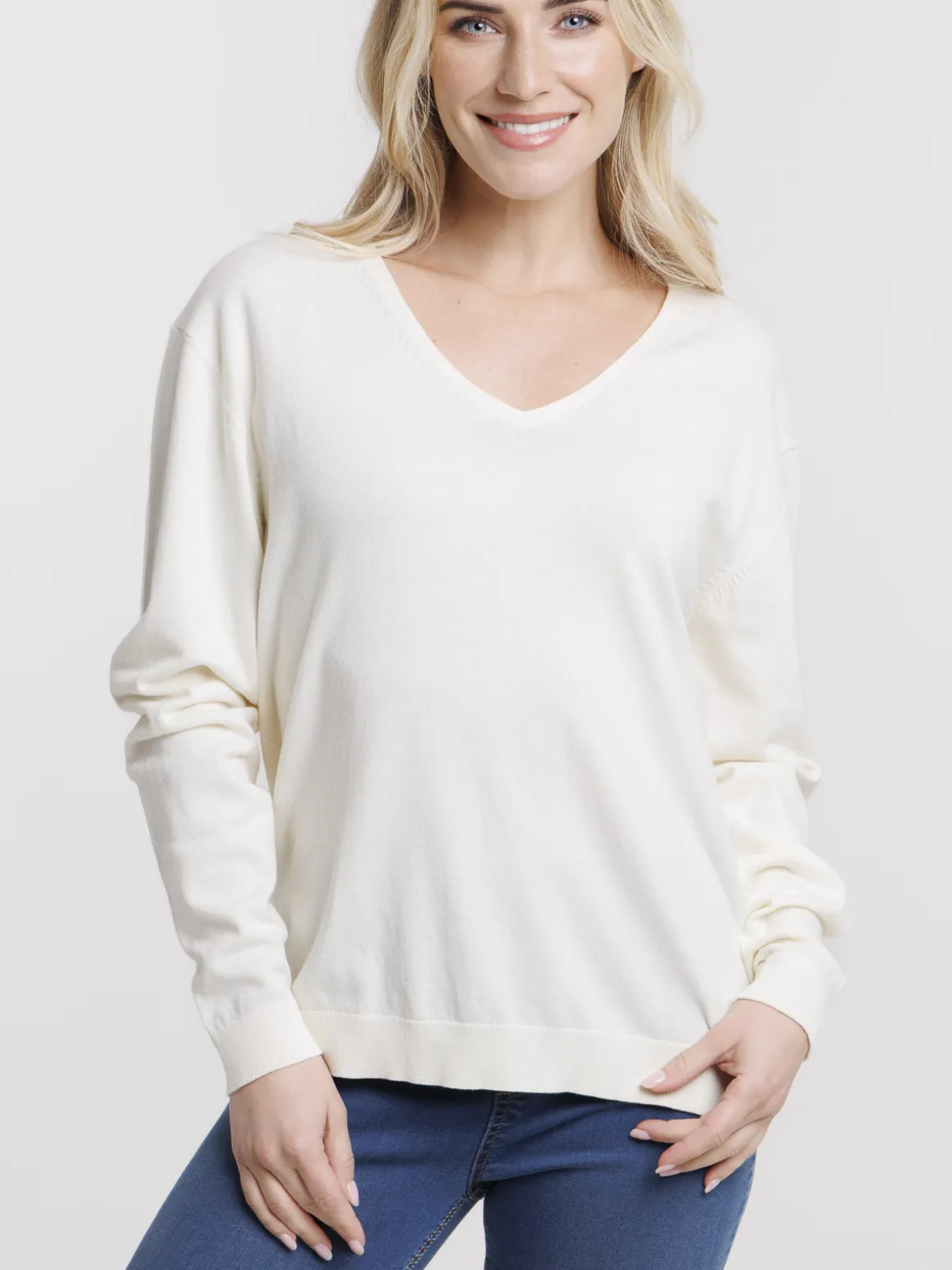 Pull fin col V nacre femme