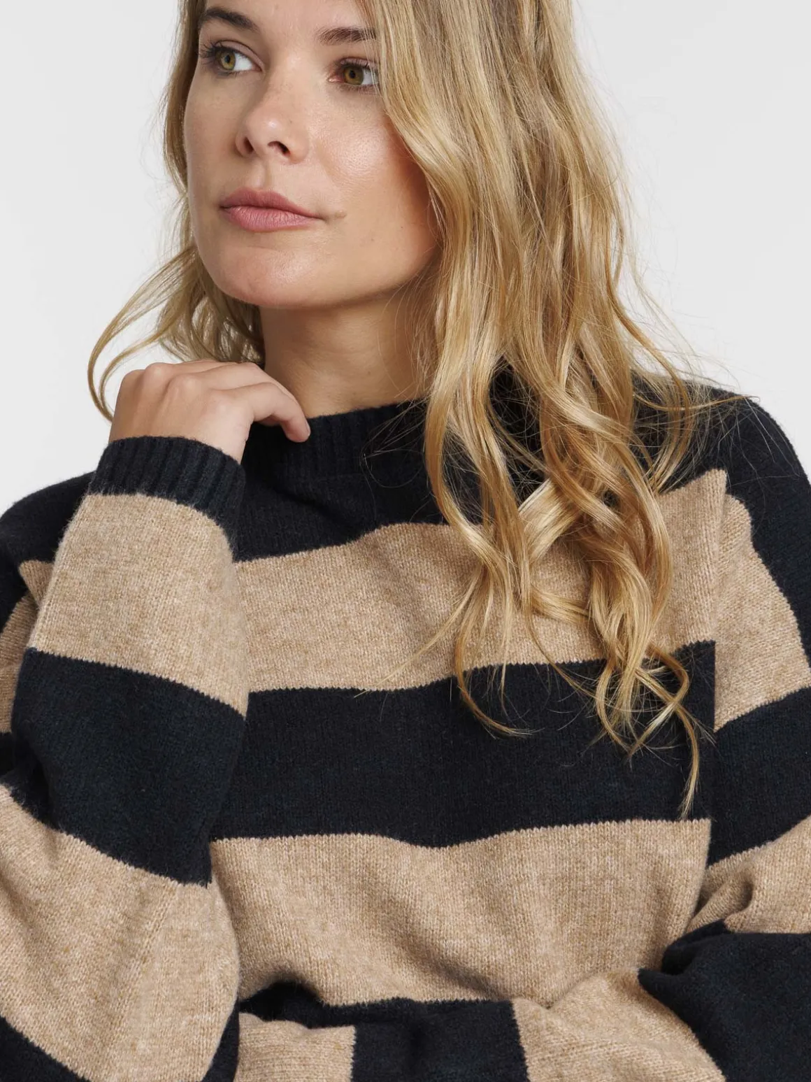 Pull rayé camel femme