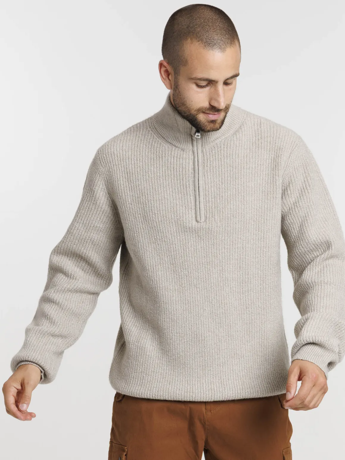Pull zippé col montant homme