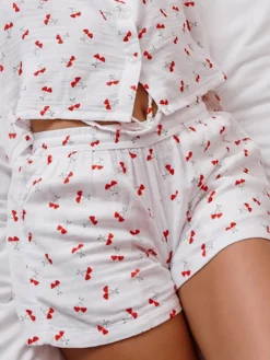 Pyjama motif cerise coeur rouge femme