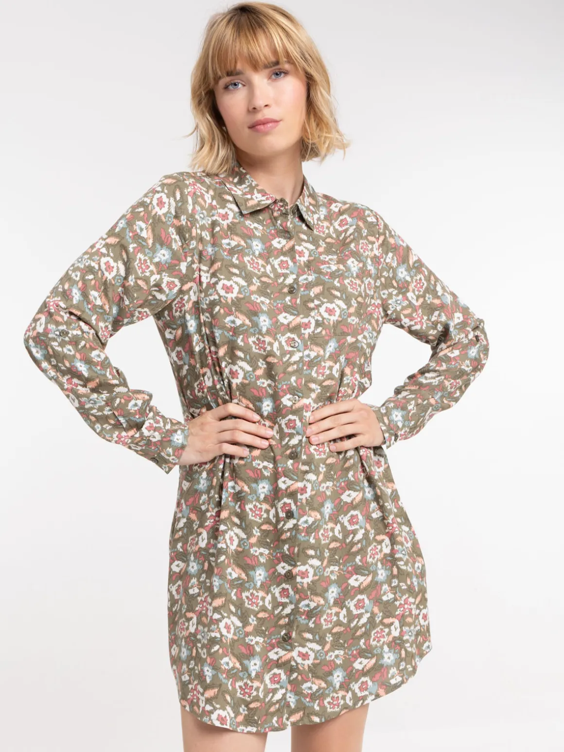 Robe chemise courte fleurie femme