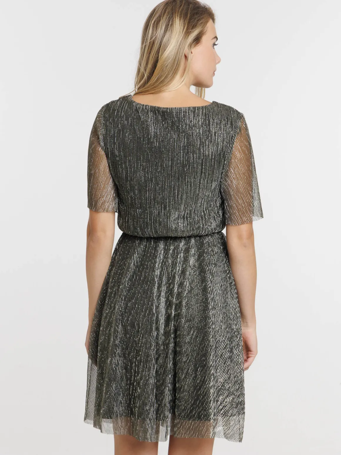 Robe courte avec fibre métallisée femme