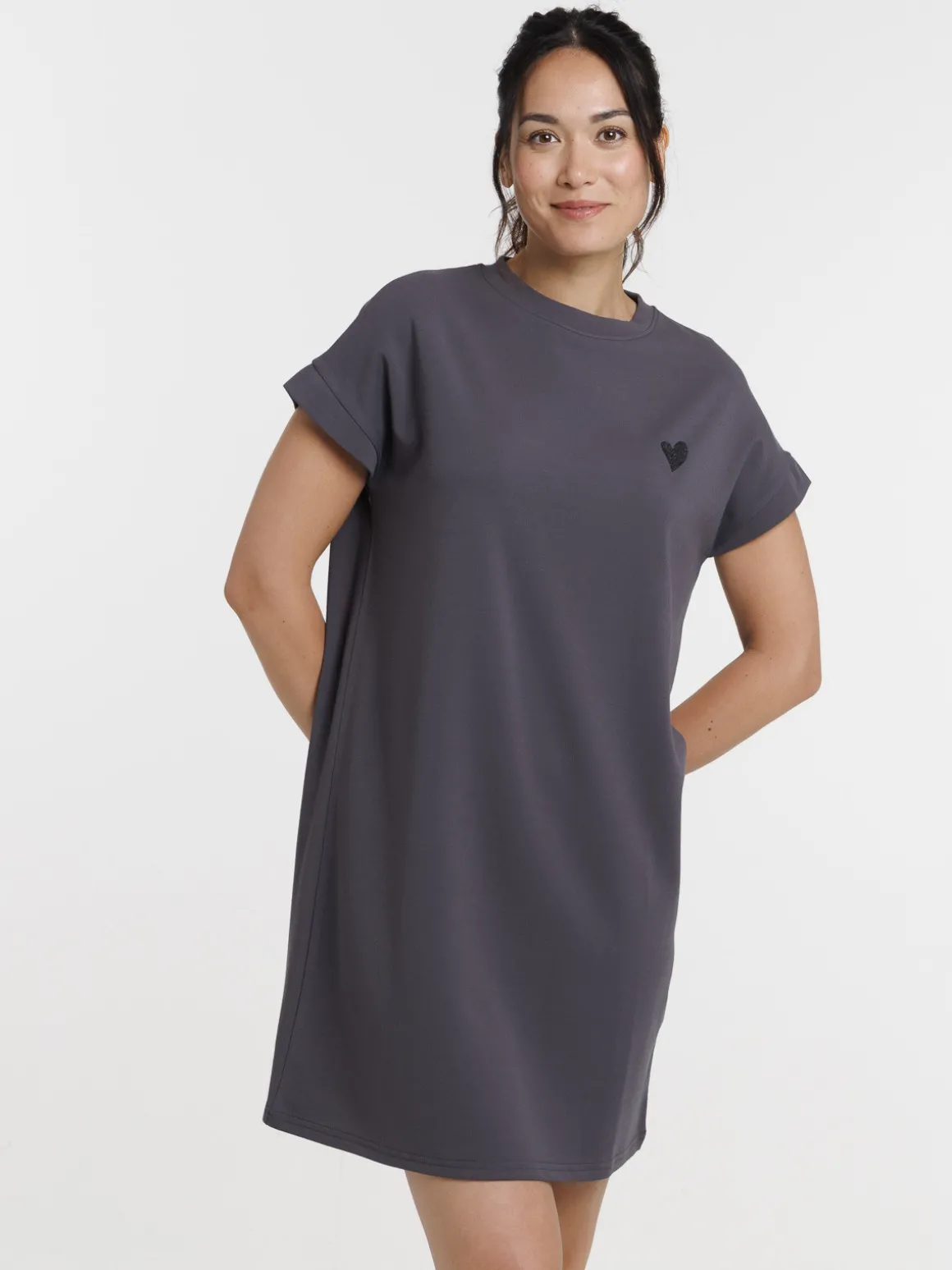 Robe courte coeur femme