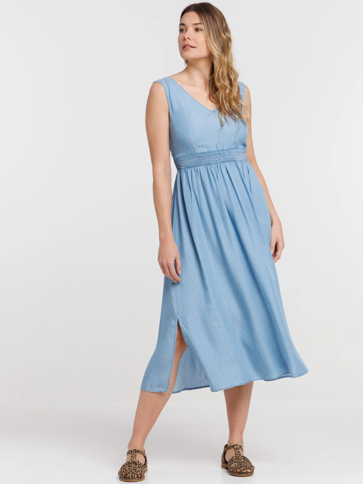 Robe longue bleue pâle femme